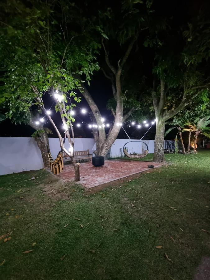 Casa Dom Quixote, Pequena Chacara No Centro Da Cidade Villa Atibaia Bagian luar foto