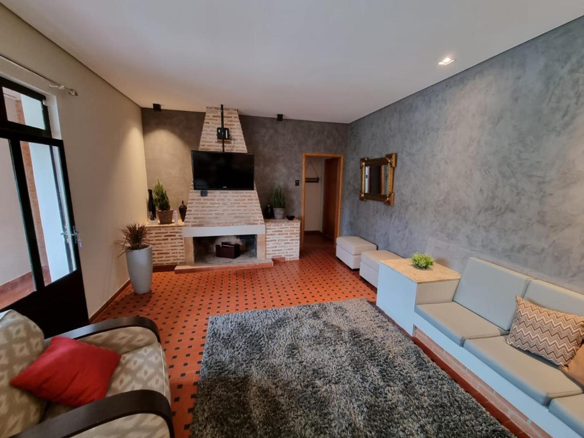 Casa Dom Quixote, Pequena Chacara No Centro Da Cidade Villa Atibaia Bagian luar foto